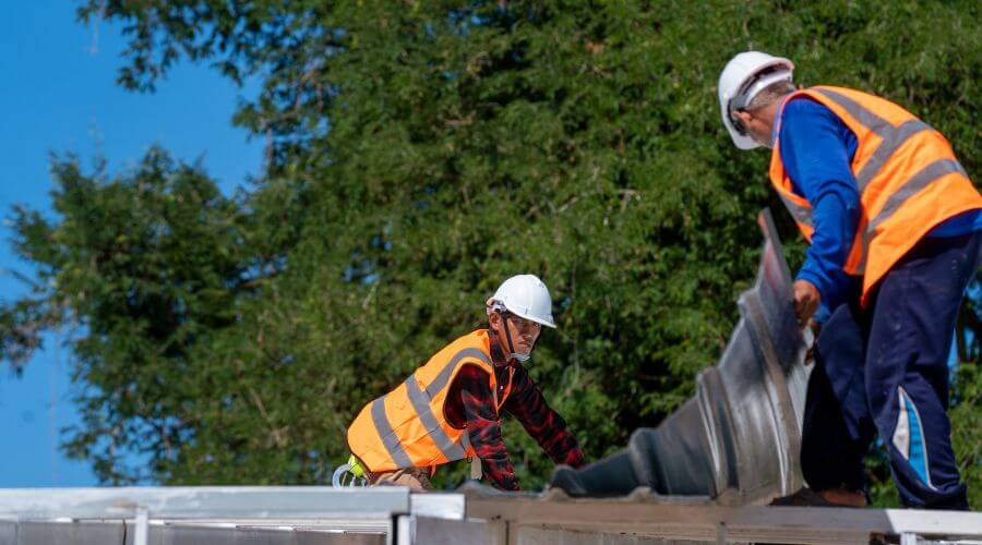 Professional residential roofers in Springdale, UT